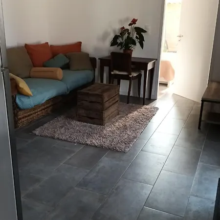 Hotel Maison D'une Avec Jardin Et Wifi A A 5 Km De La